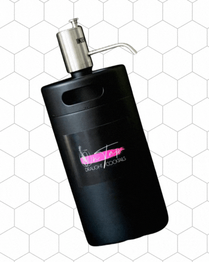 Rankų darbo kokteiliai iš OnTap spaudžiamos statinės.